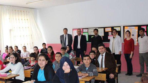 İlçe Milli Eğitim Müdürmüz Selim KARATAŞ TEOG Sınavı öncesi Ortaokullarımızı Denetledi
