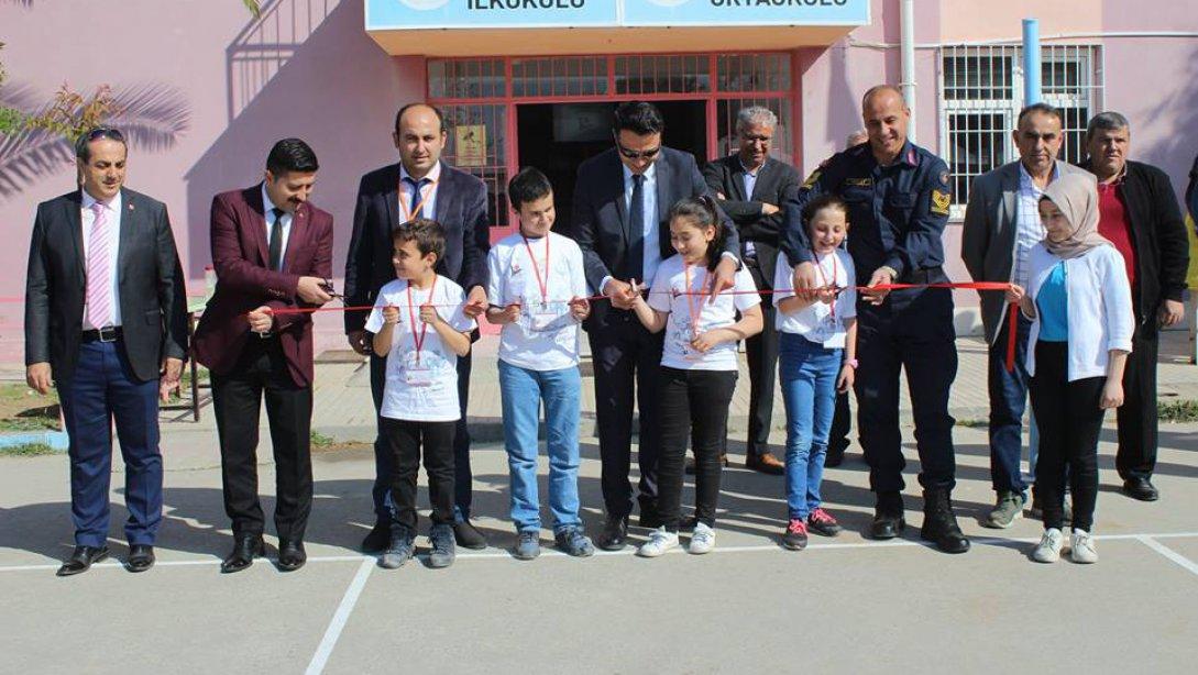 Ilıdağ Ortaokulu "Tübitak 4006 Bilim Fuarı Sergisi" açılışı